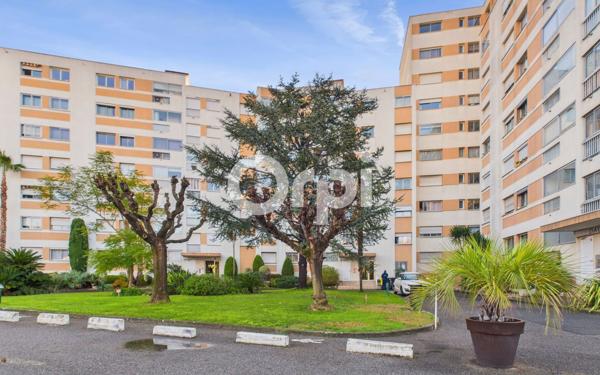 Appartement à vendre    2 pièces • 46,57 m2 Mandelieu-la-Napoule