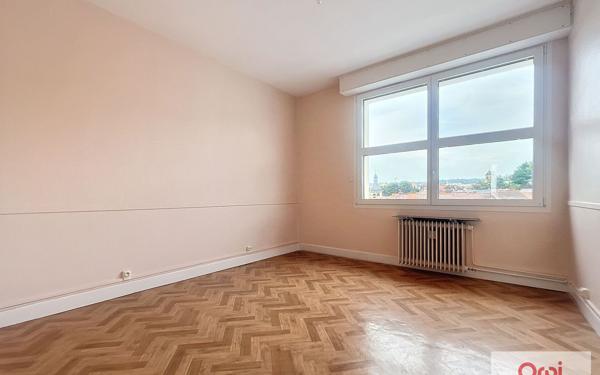 Appartement à louer    5 pièces • 118,88 m2 Montluçon