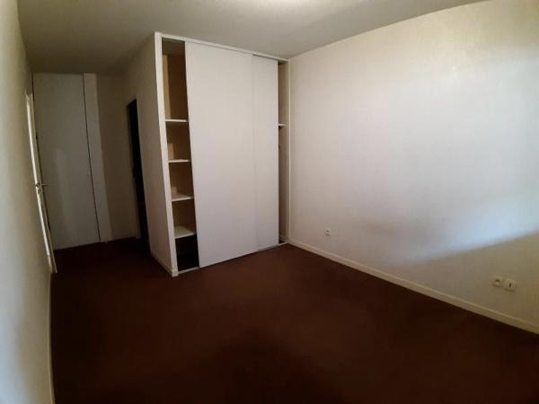 Appartement à louer 2 pièces 47m²