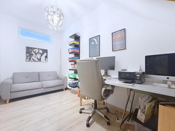 Duplex T4, entièrement rénové, avec terrasse au cœur de Voiron