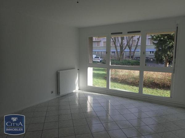 Appartement à louer 2 pièces 59.34m² Belfort (90000)