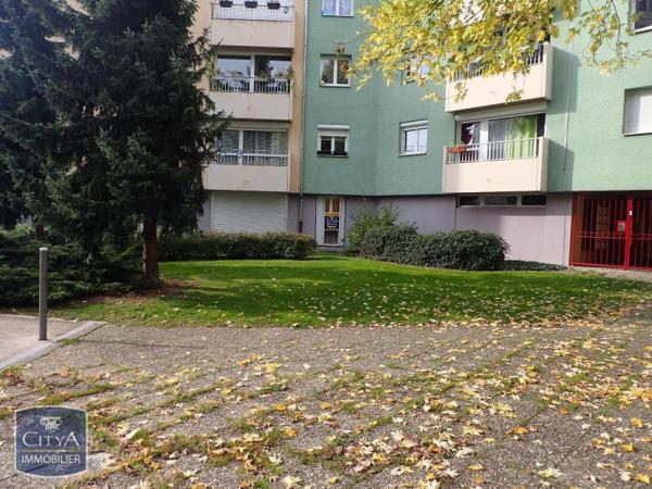 Appartement à louer 2 pièces 59.34m² Belfort (90000)