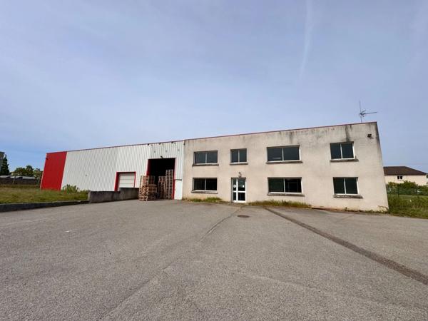 Entrepôt de stockage + bureaux