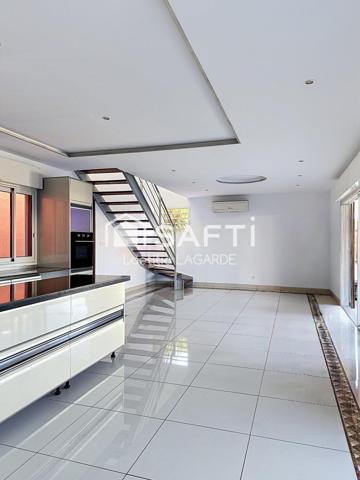 Maison familiale F4 avec piscine, sans vis-à-vis