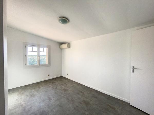 MAISON MITOYENNE à vendre MONTAUBAN(82), 3 chambres, jardin, garage