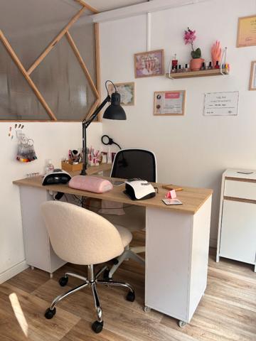 Location local commercial près de PIA - 36 m² - 550 €/mois