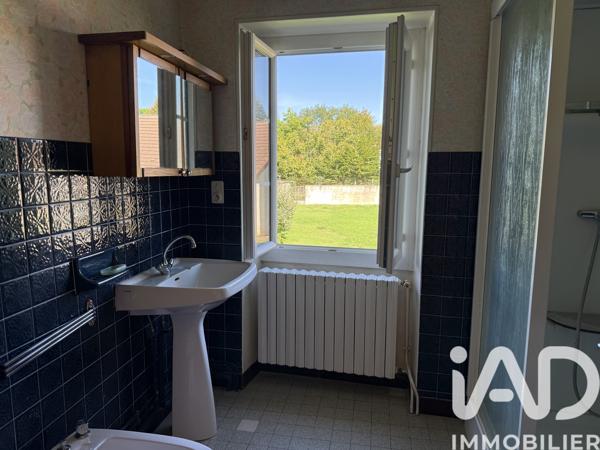 Maison à vendre 3 pièces 80,34 m² Saint-Amand-Montrond