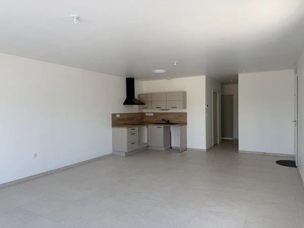 Maison neuve St-Urbain-3 pièces