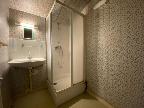 Maison Montreuil Juigne 6 pièce(s) 109 m2