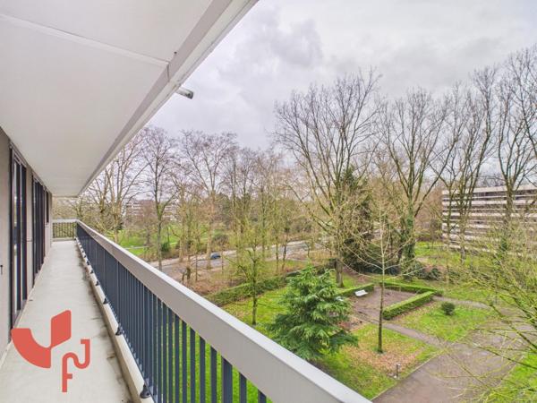 Appartement T4 avec balcon, garage, cave