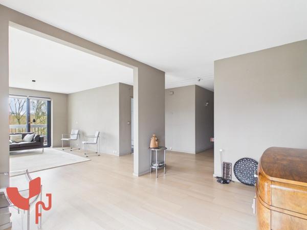 Appartement T4 avec balcon, garage, cave