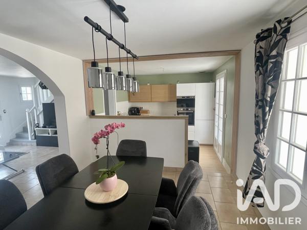 Maison à vendre 9 pièces 175 m² Saint-Martin-du-Tertre
