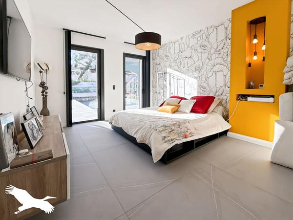 Maison à vendre |  Marseille 12 |  12 pièces | 350 m²