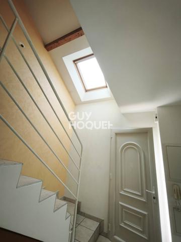 Deux maisons en une ! Idéal famille, location ou profession libérale