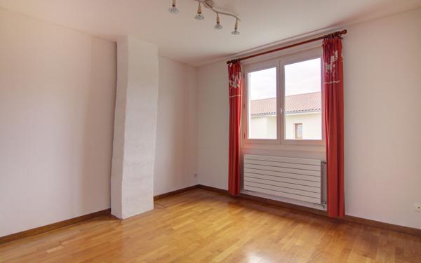 Maison à vendre    5 pièces •  Saint-Paul-en-Jarez