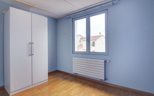 Maison à vendre    5 pièces •  Saint-Paul-en-Jarez