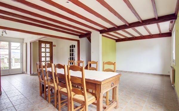 Maison à vendre    5 pièces •  Saint-Paul-en-Jarez