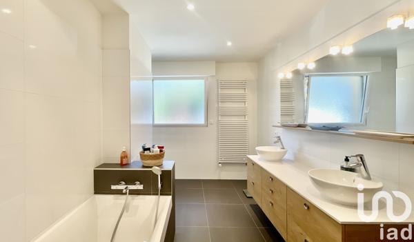 Maison à vendre 8 pièces 246 m² Ploubazlanec