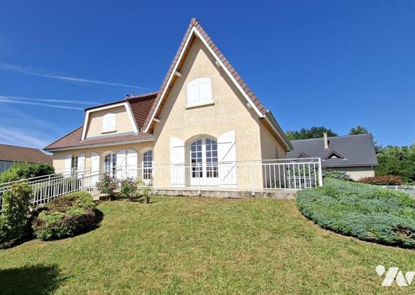 A Sorbiers, maison individuelle-155 m2 avec balcon terrasse et jardin  .