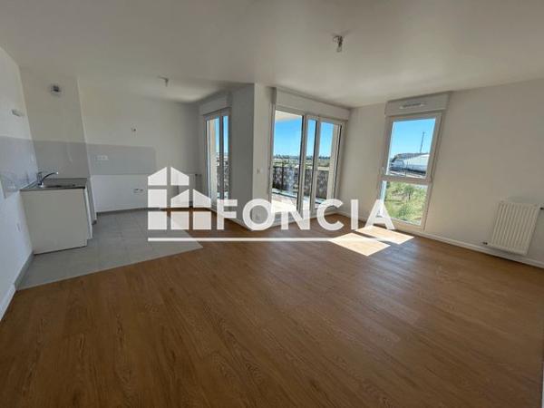 Location Appartement 3 pièces 64.5 m² - 1215 BOULEVARD DE L'EUROPE Melun 77000