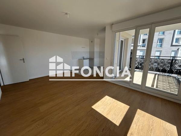 Location Appartement 3 pièces 64.5 m² - 1215 BOULEVARD DE L'EUROPE Melun 77000
