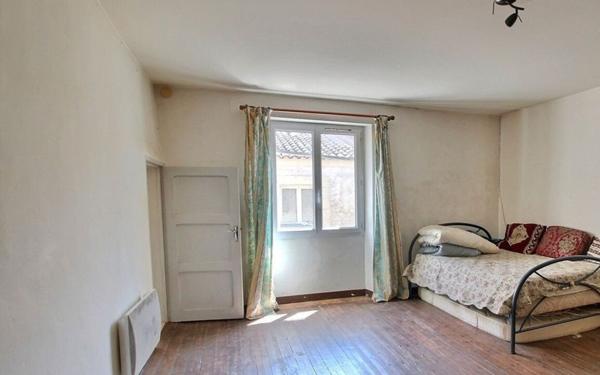 Maison à vendre    3 pièces • 72 m2 Violès