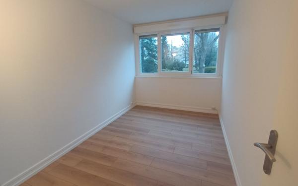 Appartement à vendre    3 pièces • 57 m2 L'Haÿ-les-Roses