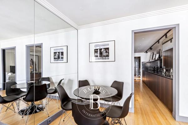 Paris 8ème, Appartement  49 m² à vendre