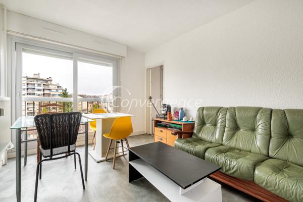 Appartement
                                                                                                                                                                                                                                                                                                                        1 pièce(s)                                                                                                                                                                                                          1 chambre(s)                                                                                                                                                                                                          27.04  m²