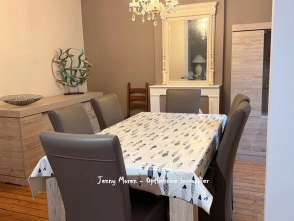 Le Touquet – Centre-ville Appartement meublé en duplex – 100 m² – 3 chambres – Balcon Loyer : 1 700 € / mois