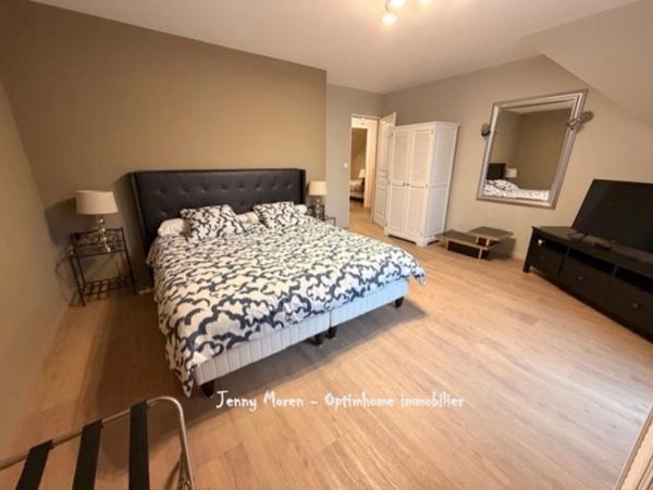 Le Touquet – Centre-ville Appartement meublé en duplex – 100 m² – 3 chambres – Balcon Loyer : 1 700 € / mois