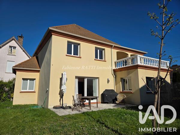 Maison à vendre 7 pièces 193 m² Carrières-sur-Seine