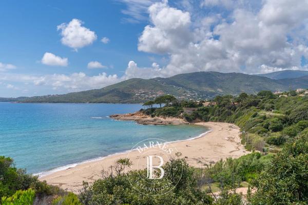 Ajaccio, Villa 3 Chambres -  98 m² à vendre