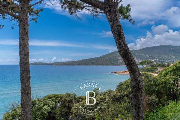 Ajaccio, Villa 3 Chambres -  98 m² à vendre