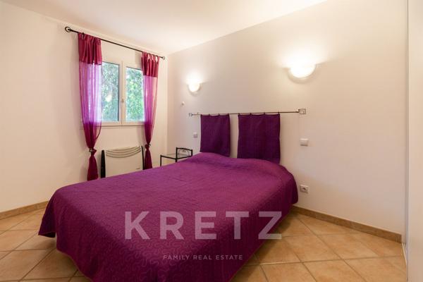 Exclusivité. Villa avec piscine et vue mer.