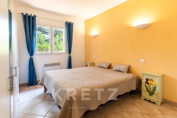 Exclusivité. Villa avec piscine et vue mer.