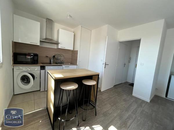 Appartement à louer 2 pièces 35.44m² Lucé (28110)