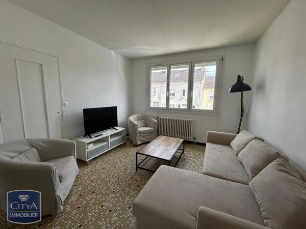 Maison à louer 6 pièces 96.01m² Le Mans (72000)