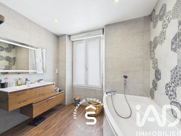 Maison à vendre 6 pièces 121 m² Pouxeux