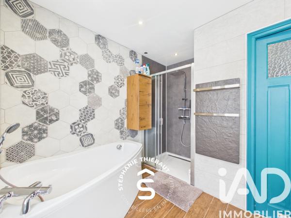 Maison à vendre 6 pièces 121 m² Pouxeux