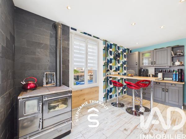 Maison à vendre 6 pièces 121 m² Pouxeux