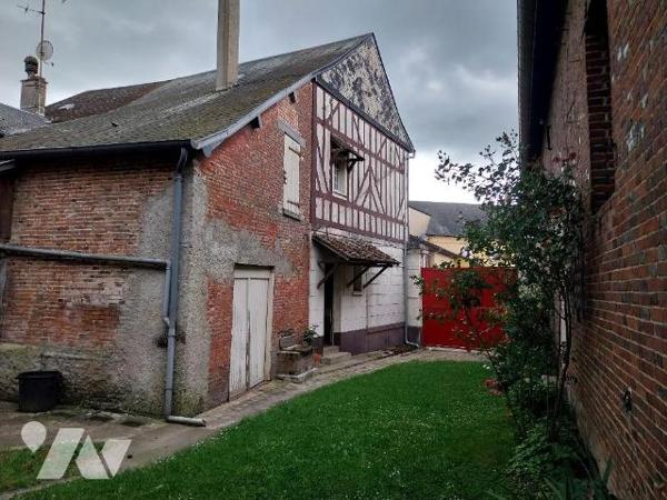 Maison LE NEUBOURG centre, avec dépendances