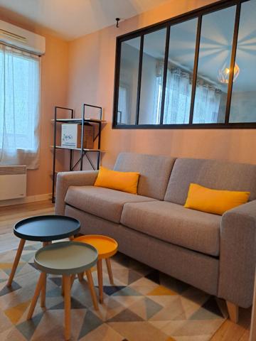 À louer : Appartement 3 pièces à CHAURAY avec piscine et stationnement !