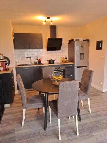 À louer : Appartement 3 pièces à CHAURAY avec piscine et stationnement !