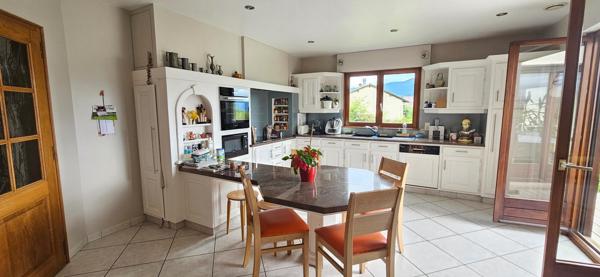 Belle propriété familiale avec belle vue