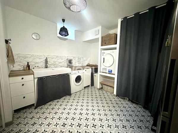 Maison de ville à Fontenay Le Comte avec jardin