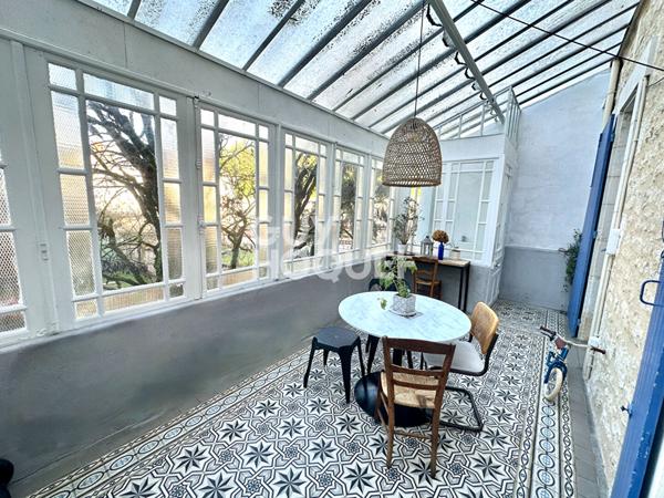 Maison de ville à Fontenay Le Comte avec jardin