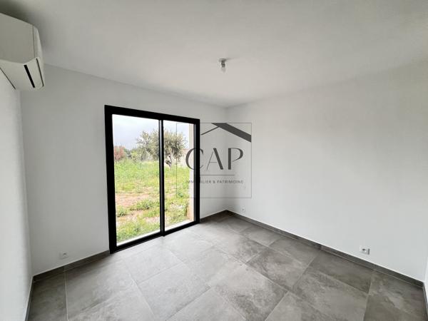 Ste lucie de porto vecchio (20144) Villa individuelle T4 avec jardin - Entre mer et montagne à Sainte-Lucie de Porto-Vecchio