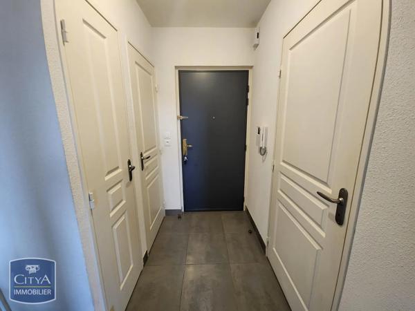 Appartement à louer 2 pièces 48.94m² Coulaines (72190)