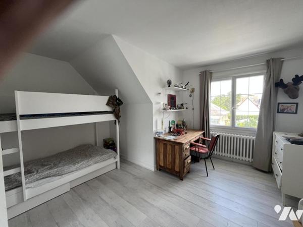 700m de la plage, propriété spacieuse et confortable.